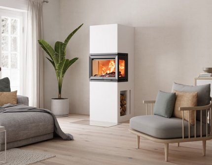 Jøtul FS 520 FRL weißer Kamin in einem hellen skandinavischen Wohnzimmer 