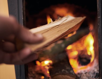 Handbefestigung am Kamin