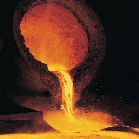 Jøtul Fabrik, die Alteisen schmilzt